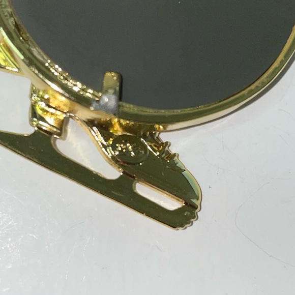 NWOT Figure Skater & Skates mirror brooch - Picture 4 of 5